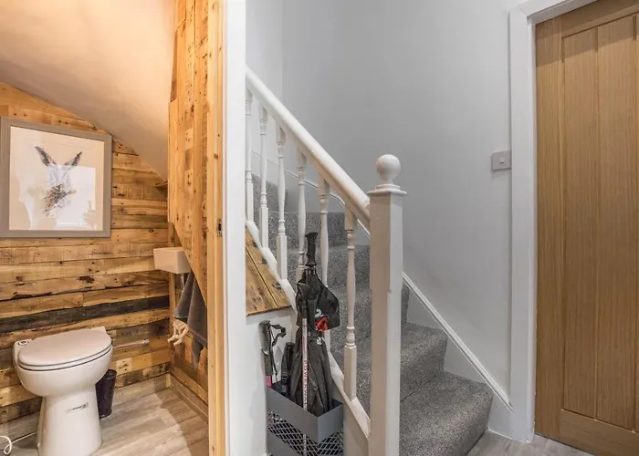 Location Close To Everything, Modern, Dog Friendly, Amazing Views! Holiday home Ambleside